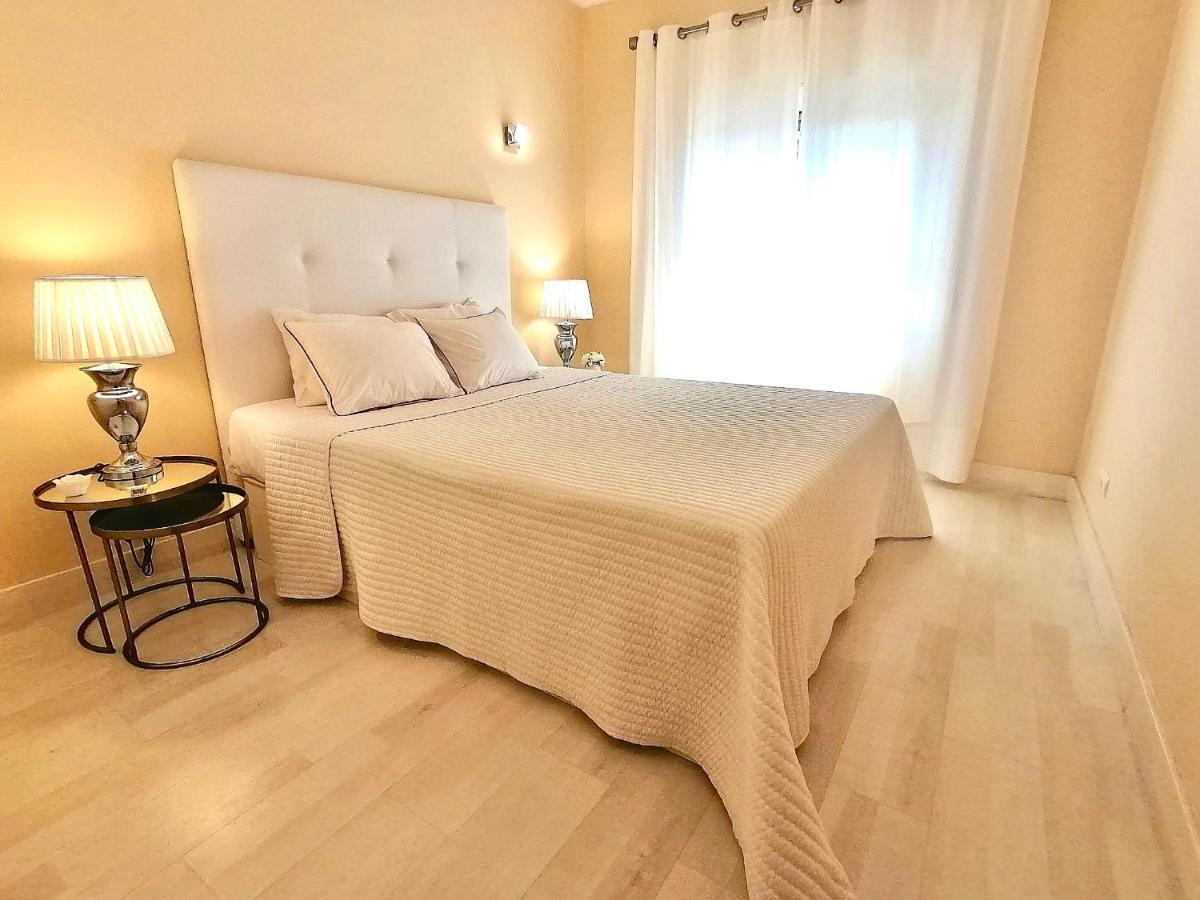 Beachfront Seaview Litoralmar Apt, Fast Wifi, Airco, Pool, Private Parking ポルティマン エクステリア 写真
