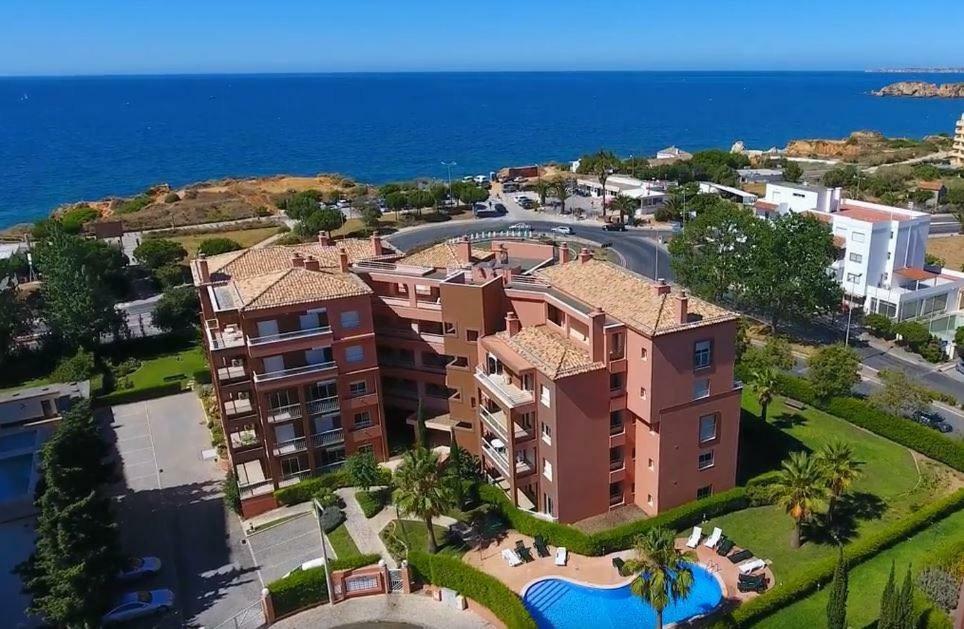 Beachfront Seaview Litoralmar Apt, Fast Wifi, Airco, Pool, Private Parking ポルティマン エクステリア 写真